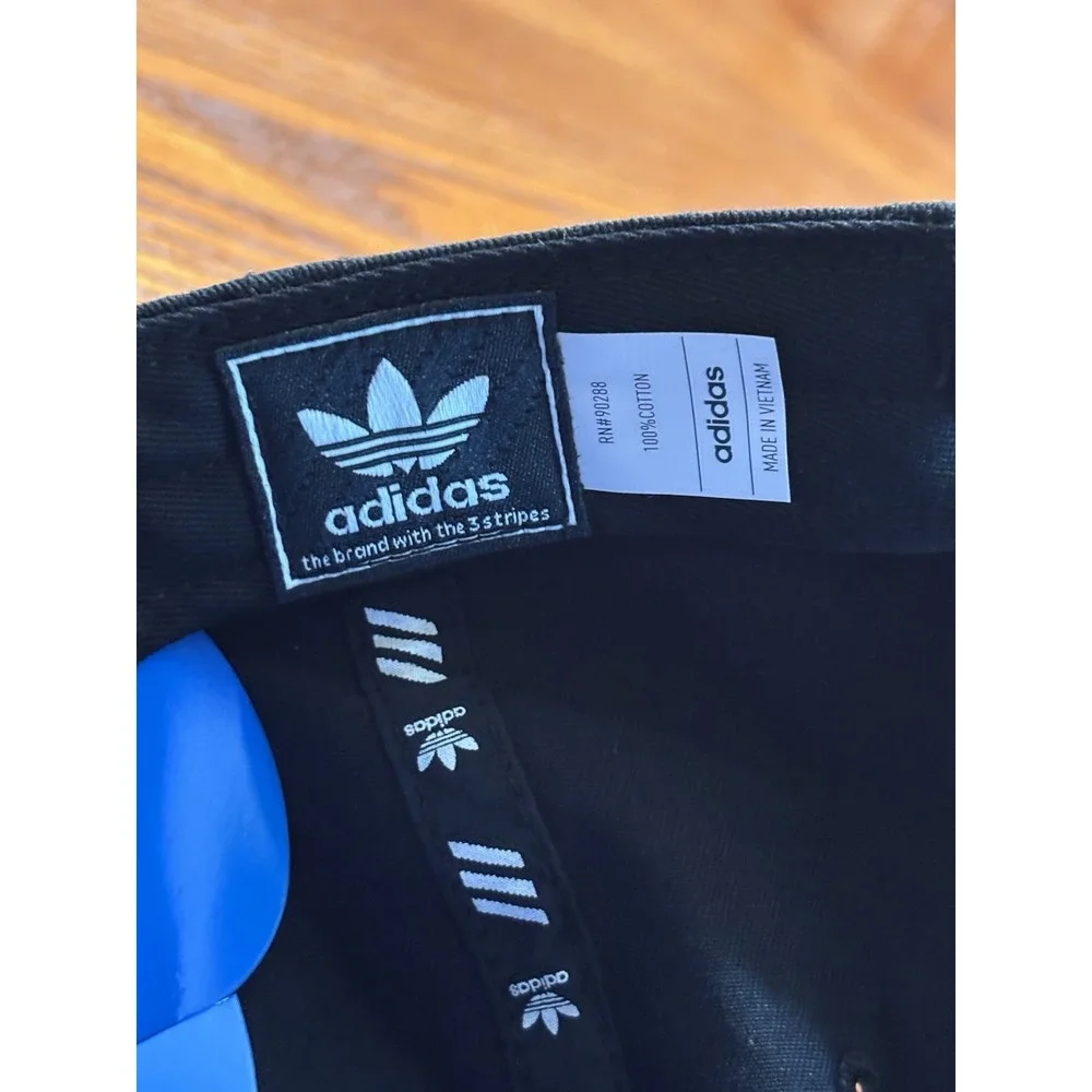 Adidas Originals Strapback Relaxed Adjustable Cap Black Hat OSFA‎ NEW
